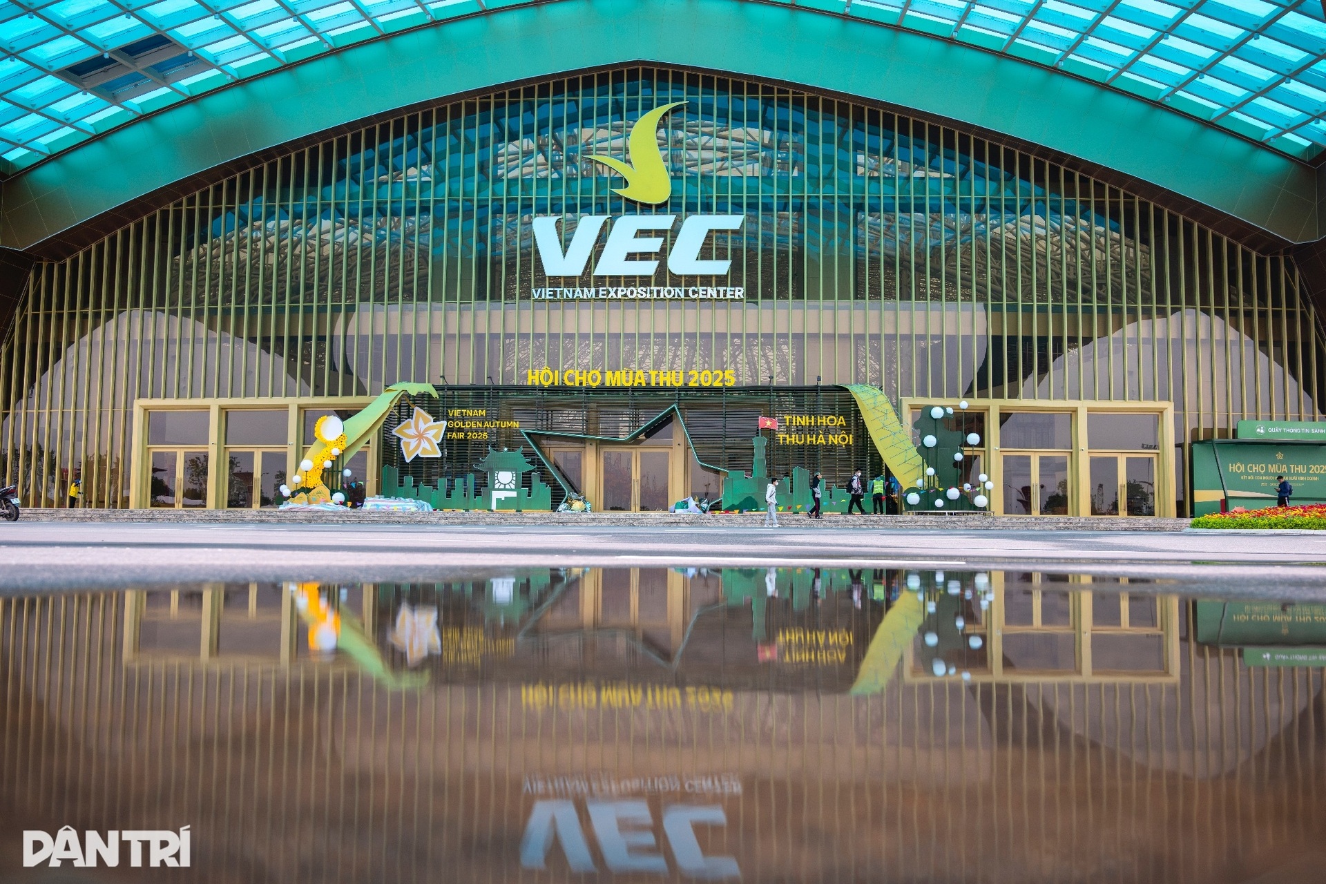 Các doanh nghiệp ông lớn mang gì đến Hội chợ Mùa Thu lần thứ nhất? - 1