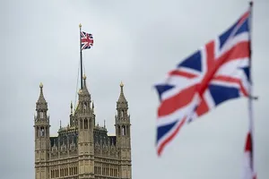 Tình báo Anh cảnh báo về hoạt động gián điệp, nhắm đến Nga, Trung Quốc và Iran 