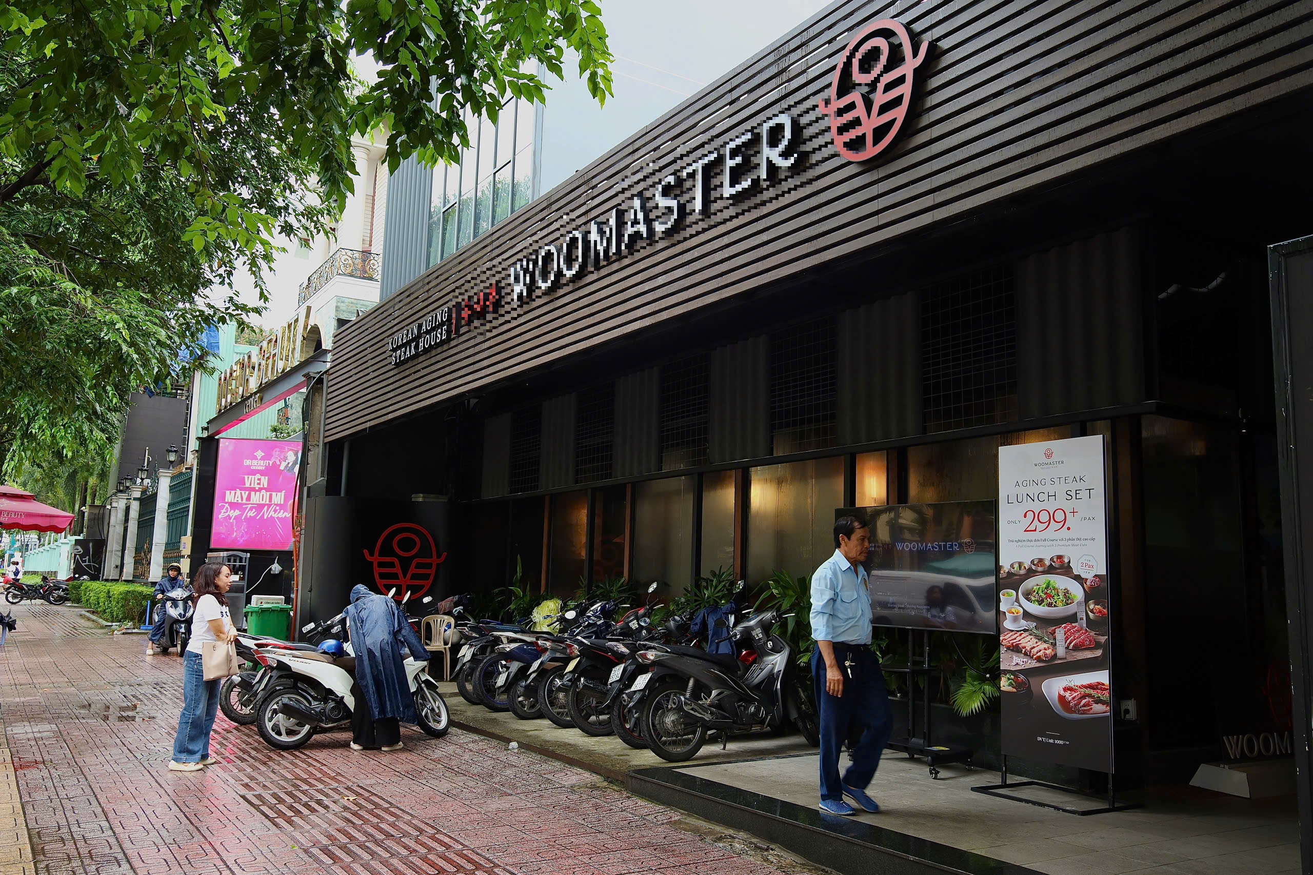 TP HCM: Cận cảnh 4 biệt thự cũ đang được xem xét 