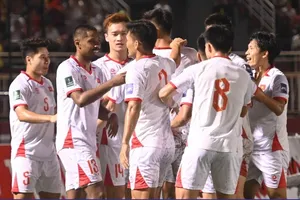 Tuyển Việt Nam thắng, vẫn đứng sau Malaysia