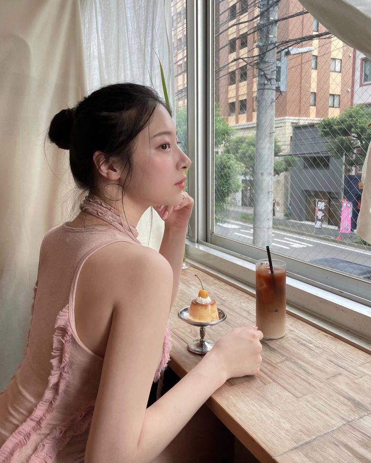 Chế độ ăn - ngủ - nghỉ hậu phẫu thẩm mỹ: Bí quyết hồi phục nhanh và giữ nét tự nhiên- Ảnh 1.