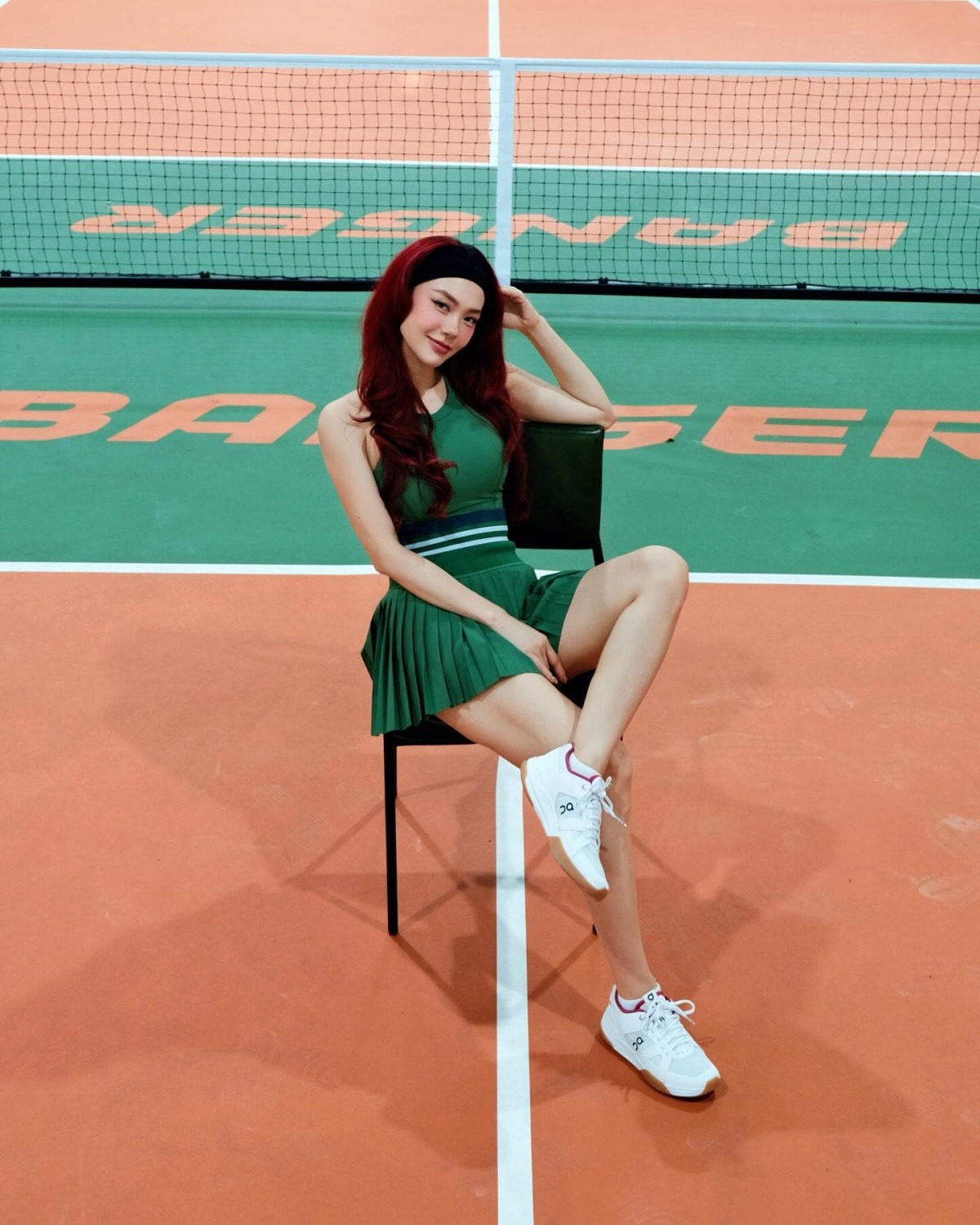 "Chị đẹp sân pick" đúng chuẩn dâu hào môn: Được chồng tặng luôn cho loạt sân tập đắt đỏ, nhìn qua quy mô là thấy đẳng cấp quốc tế - Ảnh 1.