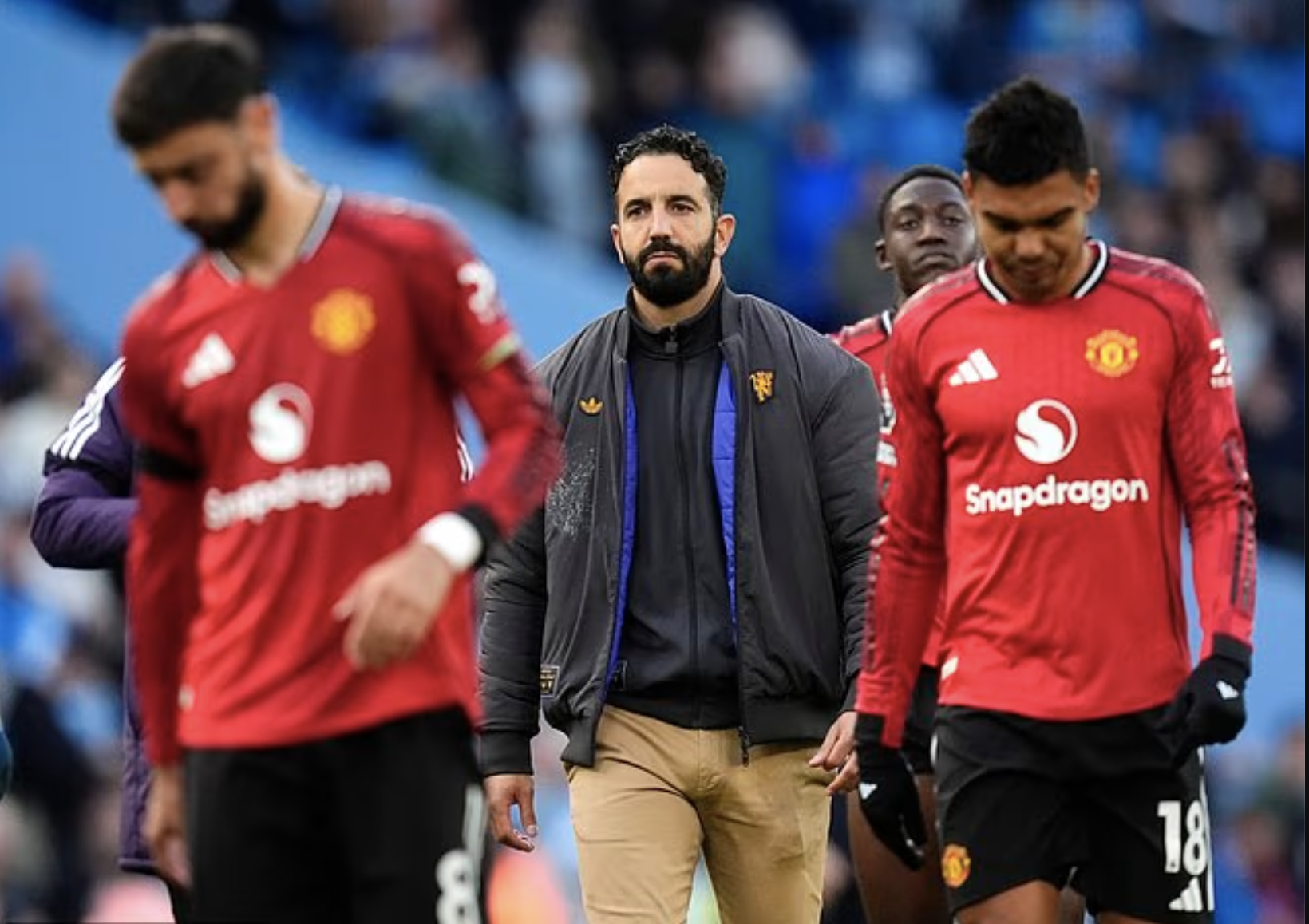 Chi phí bồi thường quá lớn, Man United khó sa thải Ruben Amorim- Ảnh 1. Chi phí bồi thường quá lớn, Man United khó sa thải Ruben Amorim- Ảnh 1.