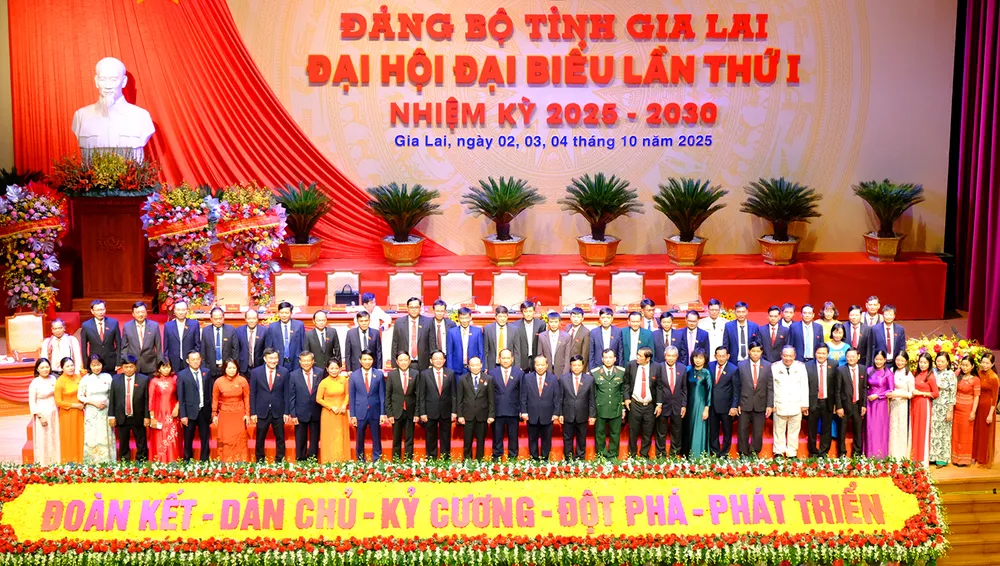 Bế mạc Đại hội Đại biểu Đảng bộ tỉnh Gia Lai, ông Hồ Quốc Dũng, nguyên Bí thư Tỉnh ủy Gia Lai chia sẻ tình cảm, mong muốn Gia Lai ngày càng phát triển, hạnh phúc.