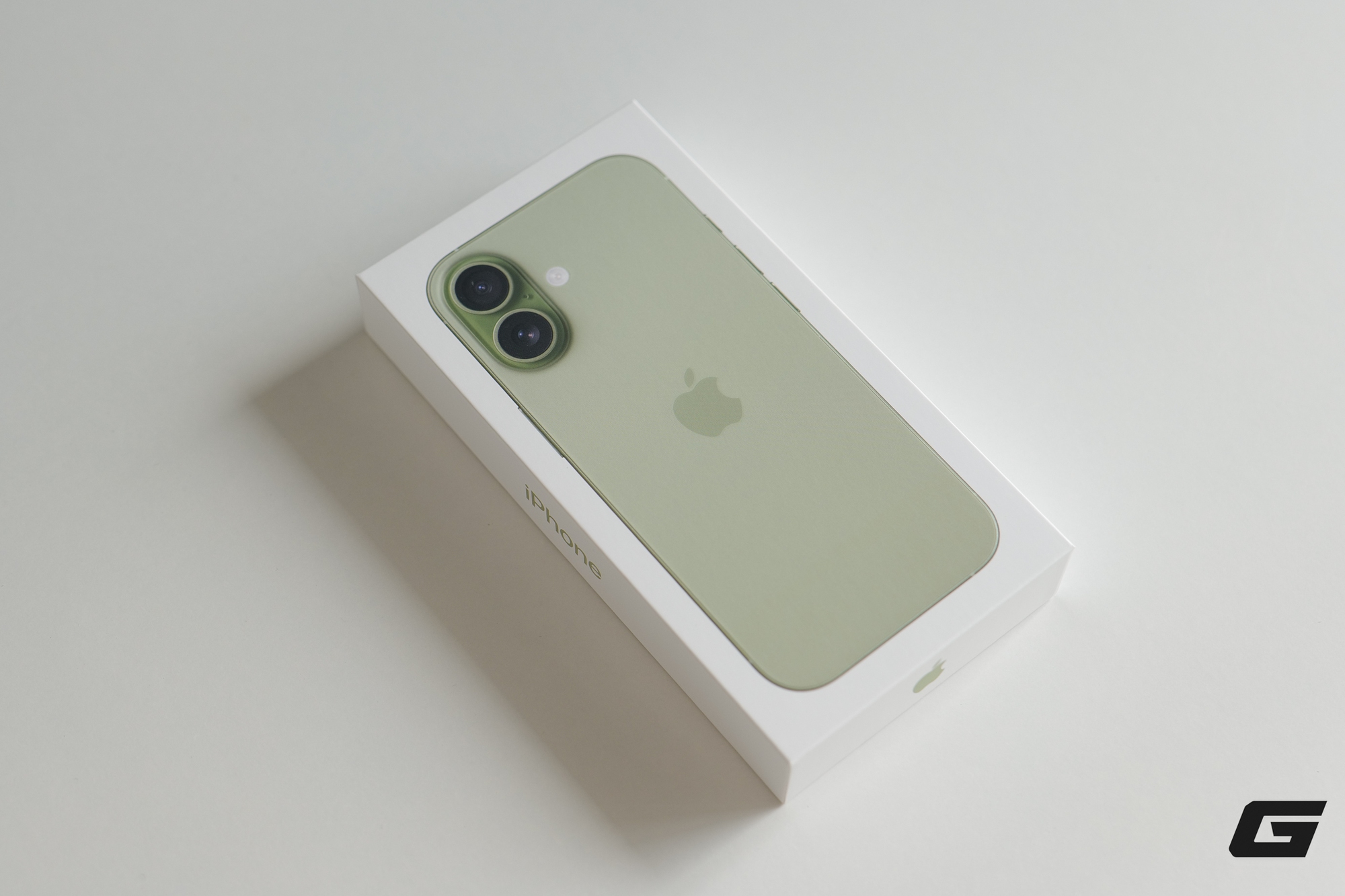 Mở hộp iPhone 17 chính hãng màu xanh cực đẹp: Chiếc iPhone có nhiều nâng cấp đáng giá nhất!- Ảnh 1. Mở hộp iPhone 17 chính hãng màu xanh cực đẹp: Chiếc iPhone có nhiều nâng cấp đáng giá nhất!- Ảnh 1.