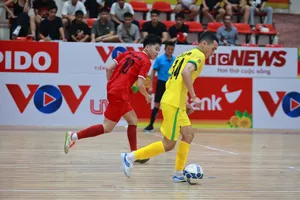 Sinh viên 12 trường Đại học tranh 1 chiếc cúp