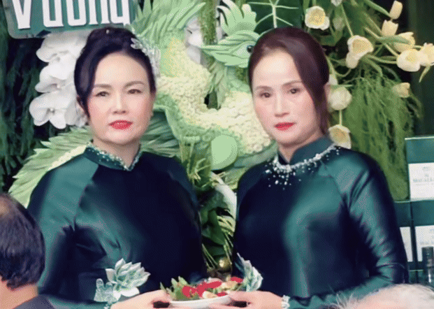 Chủ tịch tập đoàn Sơn Hải và phu nhân gây sốt - Ảnh 3.