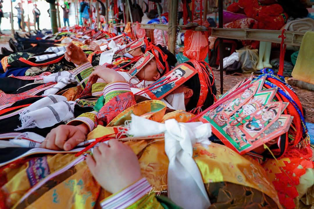 Chưa biểu diễn, một chương trình nghệ thuật đã dự kiến lỗ hàng trăm triệu đồng- Ảnh 1.