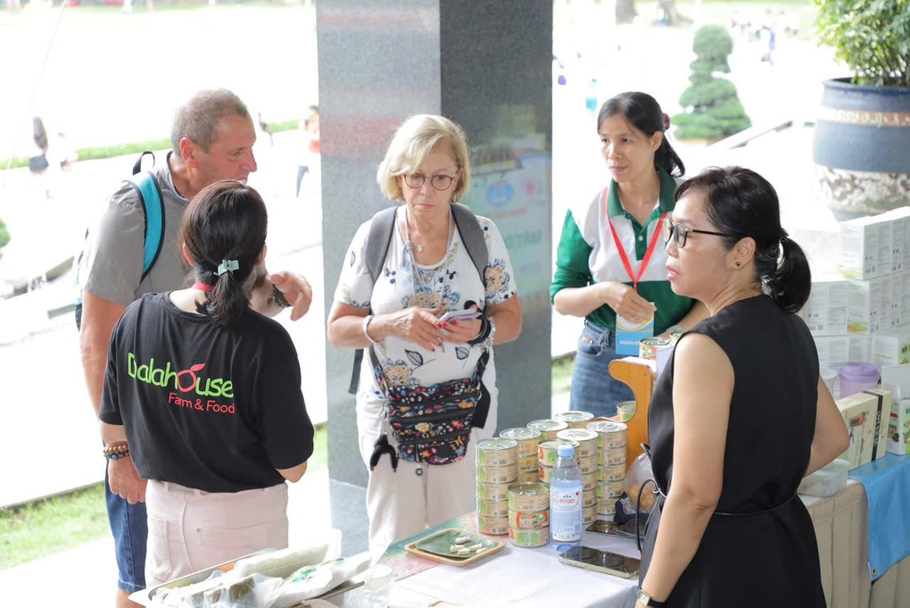 Chuyên gia Phạm Chi Lan: Khởi nghiệp đừng nôn nóng, hãy chậm mà chắc - 1