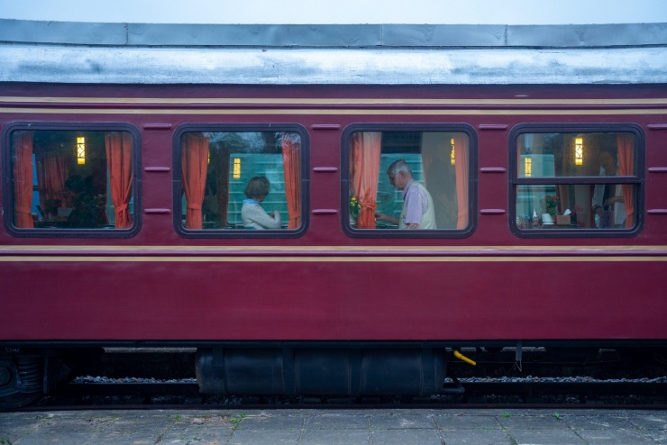 Chuyến tàu hơn 200 triệu đồng/người ở Việt Nam có gì khiến du khách mê mẩn? - 1