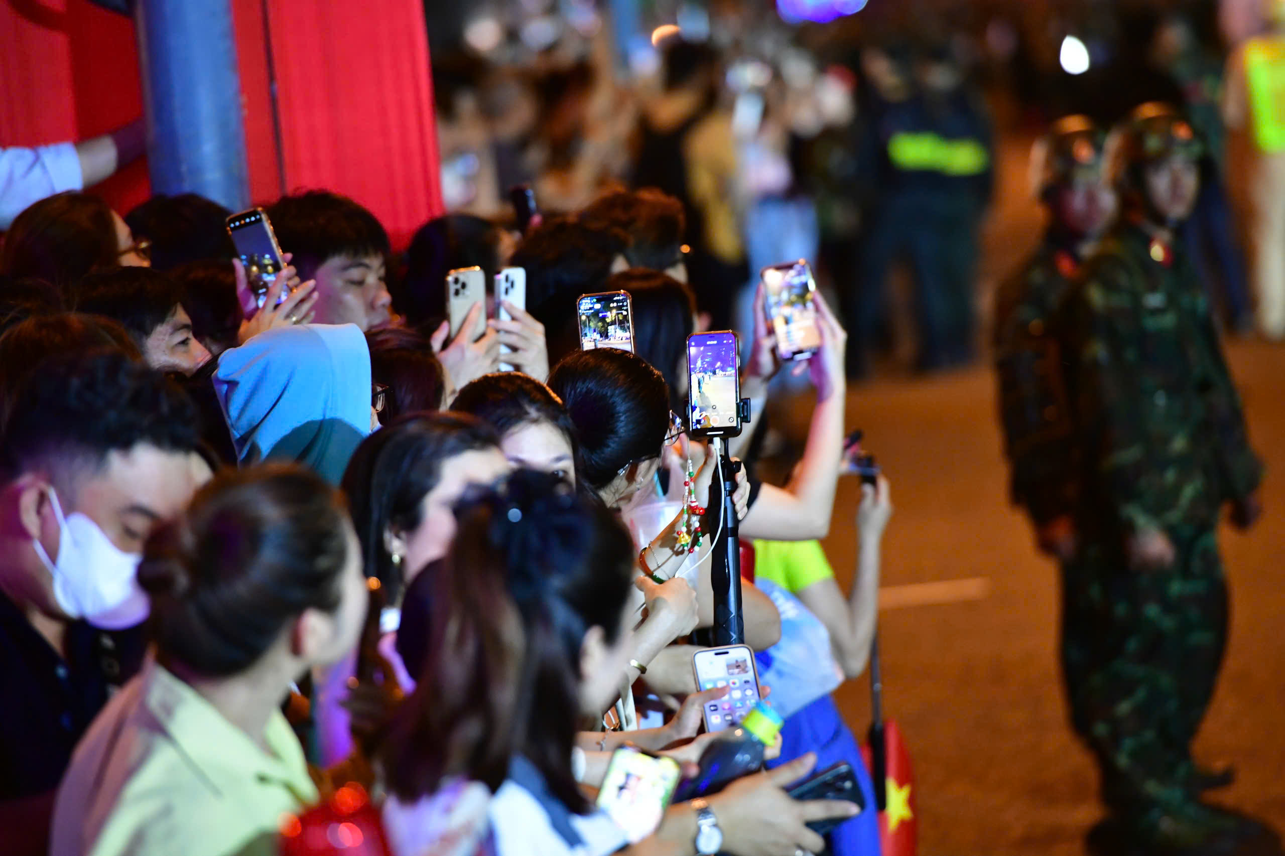 diễu binh - Ảnh 2.