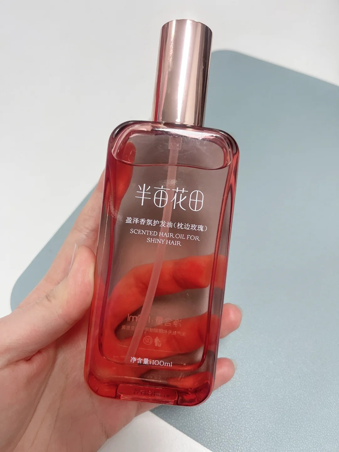 Cô nàng biến tóc từ hư tổn thành bóng mượt nhờ dưỡng tóc chuẩn salon tại nhà - Ảnh 6.