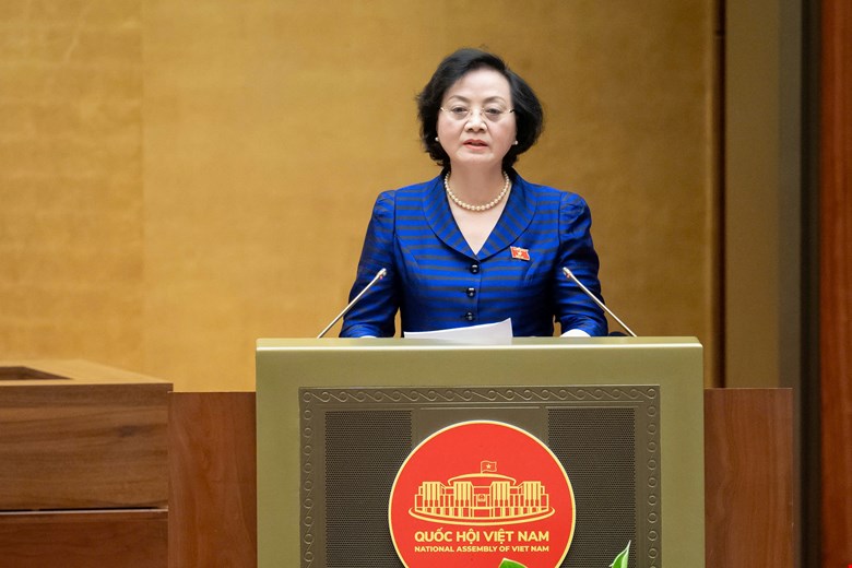 Đề xuất mới về viên chức: Có thể làm thêm và điều hành doanh nghiệp - Ảnh 1.