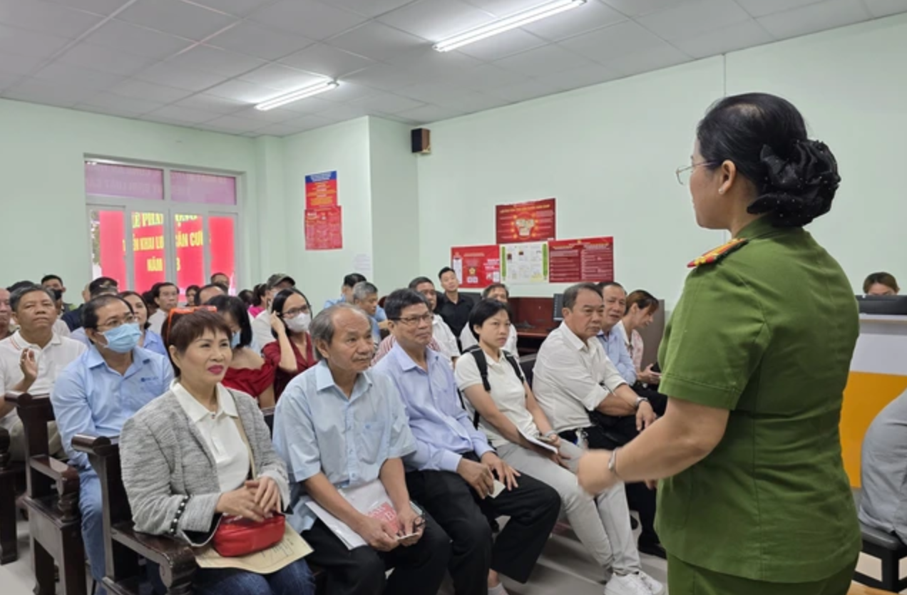 Công an TP HCM khuyến cáo nóng sau vụ rò rỉ dữ liệu cá nhân 1 Công an TP HCM khuyến cáo nóng sau vụ rò rỉ dữ liệu cá nhân - Ảnh 1.