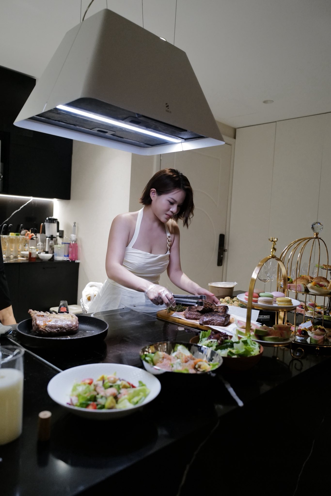 Cứ ra sân Pick là phải đối đầu: Bí quyết hôn nhân có 1-0-2 của vợ chồng CEO khiến ai nghe cũng 