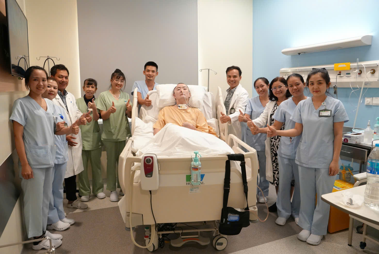 Cứu sống bệnh nhân Hàn Quốc bị đột quỵ và hôn mê sâu suốt 80 ngày - Ảnh 1.