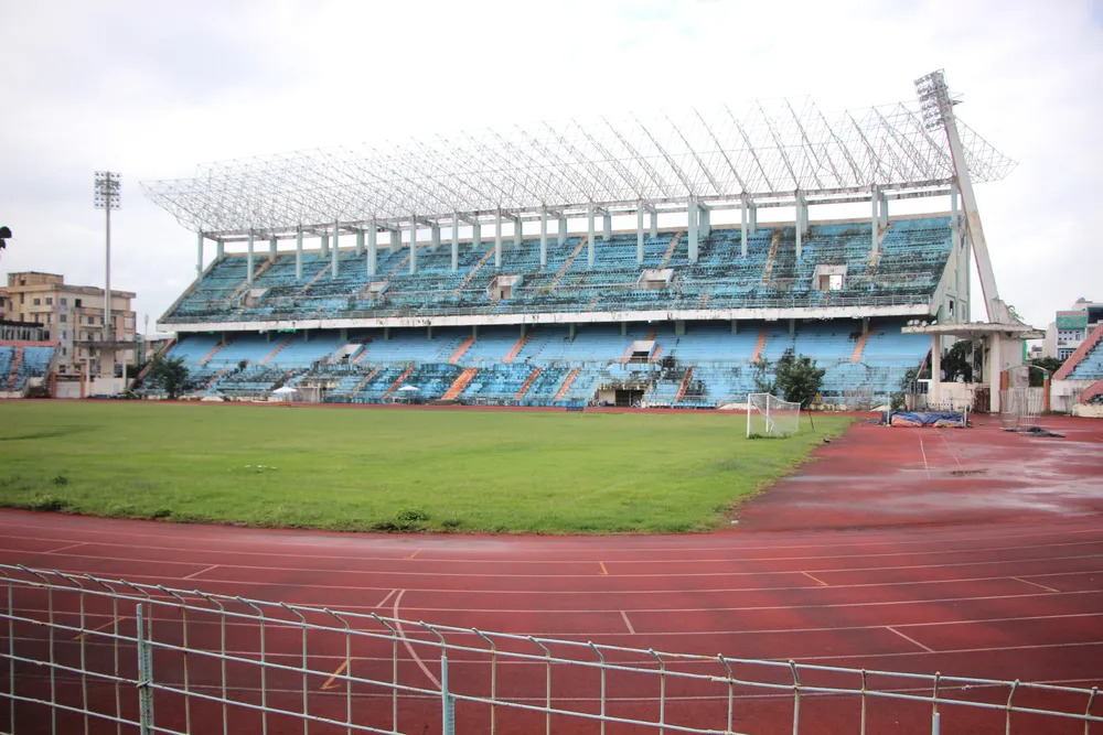 Sân vận động Chi Lăng sắp được mang ra đấu giá. Ảnh: TẤN VIỆT sân vận động chi lăng