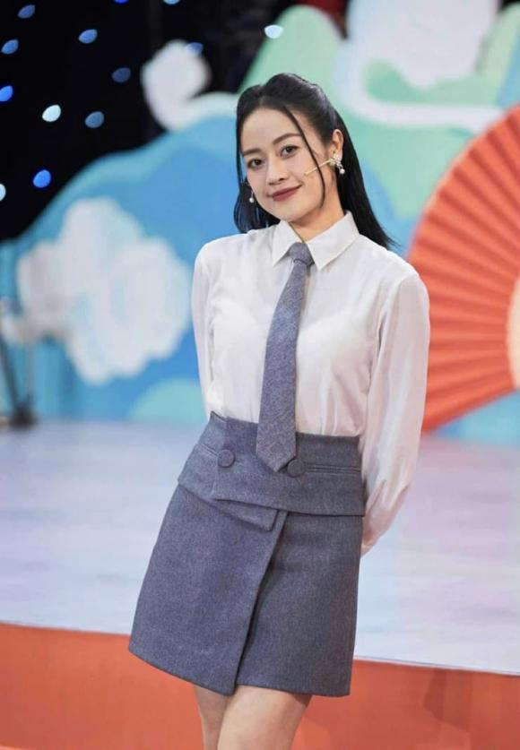 MC dẫn Chung kết Đường lên đỉnh Olympia, MC Phí Linh