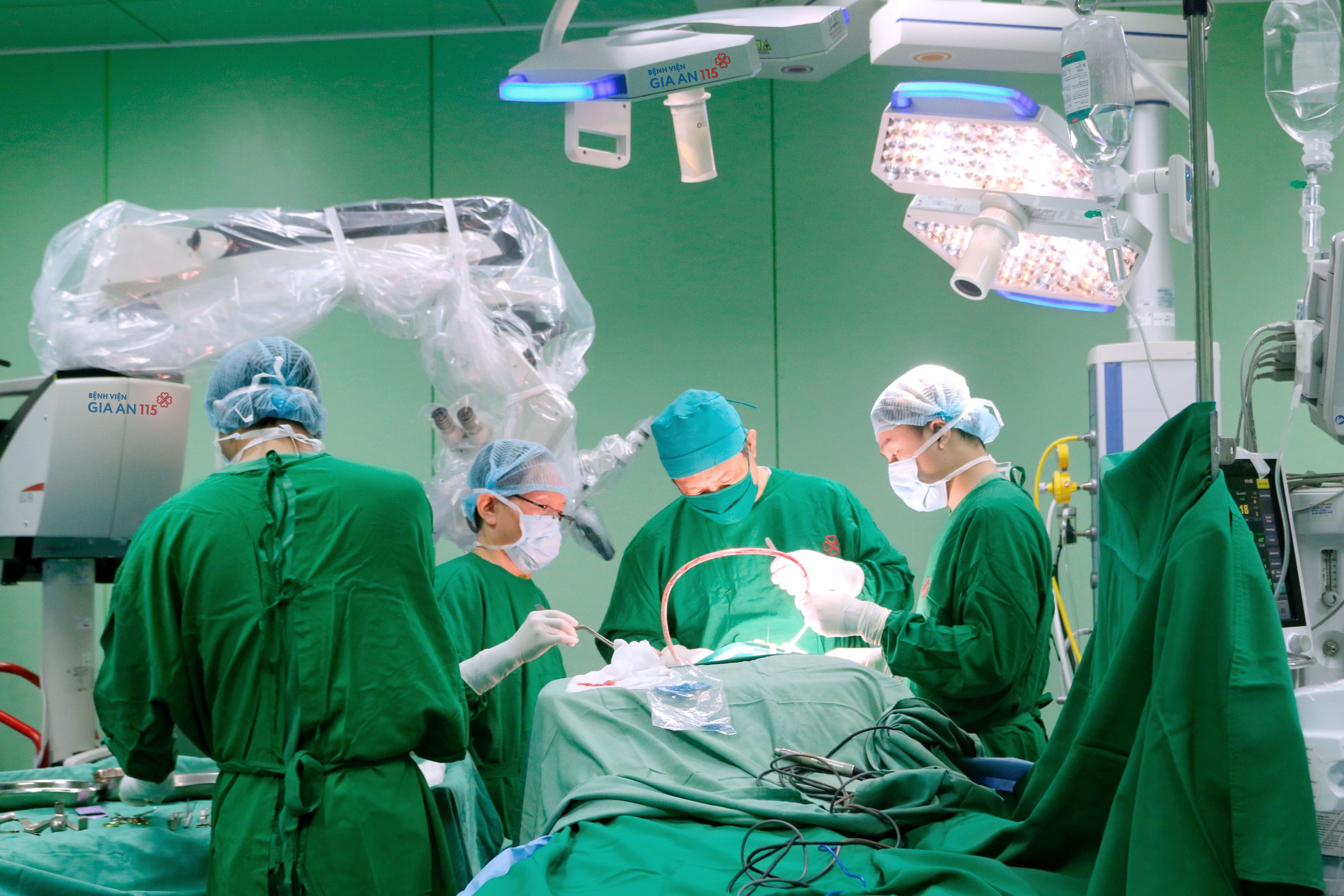 Đau đầu, buồn nôn lúc rạng sáng, cô gái 26 tuổi suýt chết do đột quỵ xuất huyết não 1 đột quỵ - Ảnh 1.