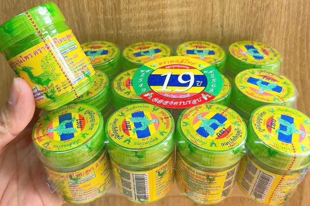 Dầu hít Thái được nhiều người Việt dùng bị nhiễm khuẩn: Loạt nguy cơ - 1