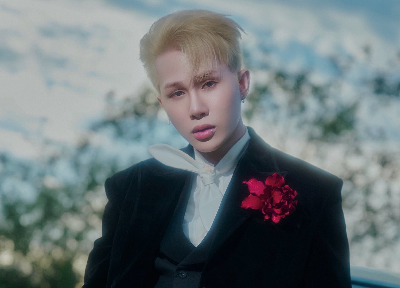 Đề nghị không mời các nghệ sĩ 'lệch chuẩn văn hóa' dự sự kiện TP.HCM- Ảnh 1. Đề nghị không mời các nghệ sĩ 'lệch chuẩn văn hóa' dự sự kiện TP.HCM- Ảnh 1.