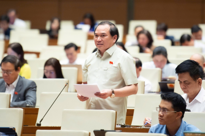 Đại biểu Nguyễn Công Hoàng (Giám đốc Bệnh viện Trung ương Thái Nguyên Thái Nguyên). Ảnh: Cổng TTĐT Quốc hội