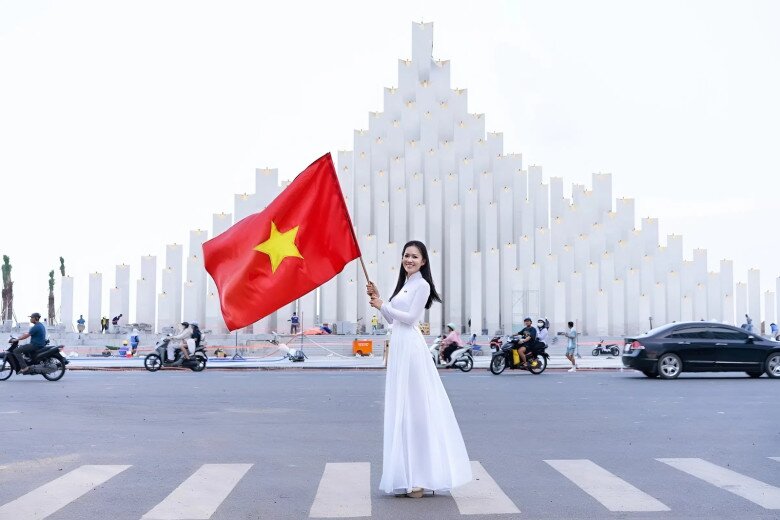 Điểm check-in mới cứ ngỡ ở trời Âu, lên hình xinh lung linh, nằm sát trung tâm TP.HCM, gắn liền với lịch sử ở thời vua Gia Long 4 Không chỉ là công trình kiến trúc thể hiện sự hiện đại, phát triển của khu vực mà còn gắn liền với lich sử.