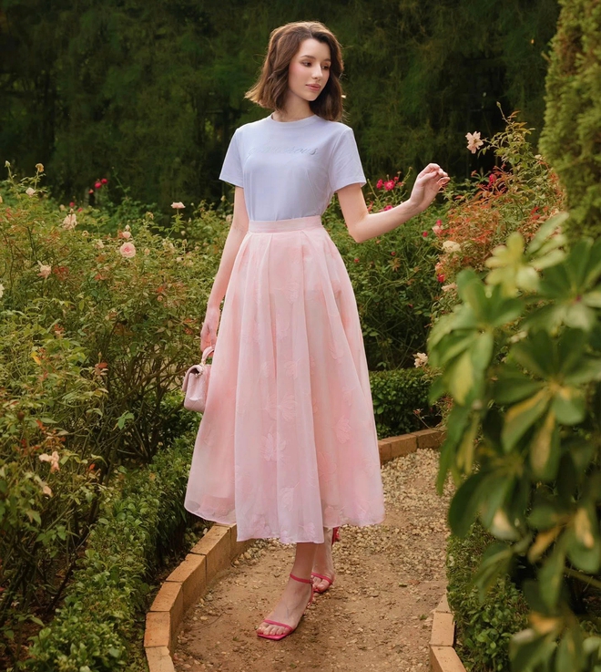 Diện sắc hồng đa phong cách- Ảnh 12.