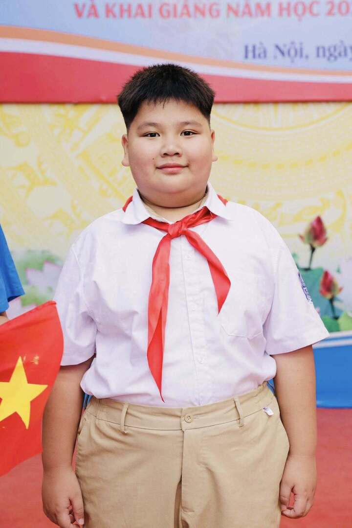 Diễn viên nhí phim giờ vàng VTV hút chục triệu view, gây sốt mạng xã hội - Ảnh 4.