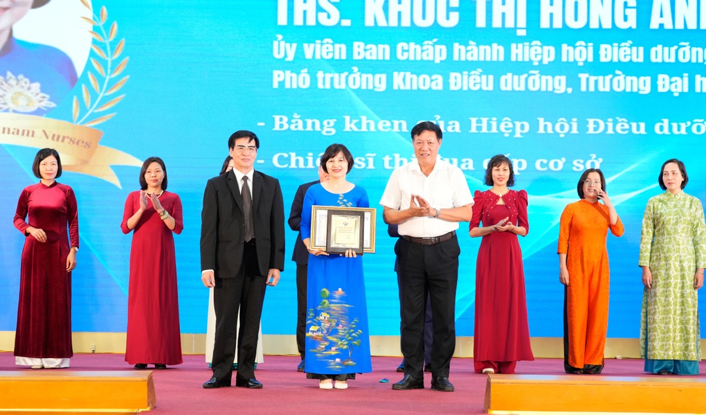 Điều dưỡng: Nghề của trái tim và lòng nhân ái - 1