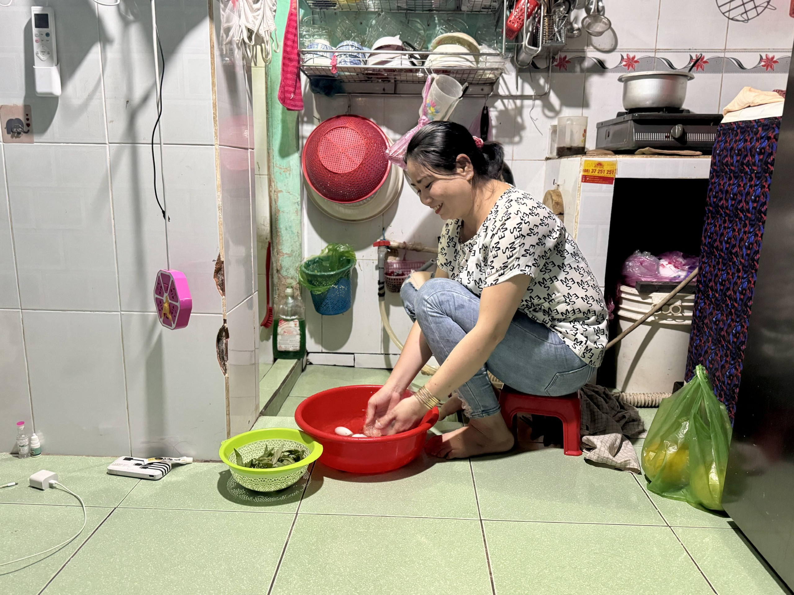 Quy định mới nhất về điều kiện thu nhập để người lao động mua nhà ở xã hội - Ảnh 1.