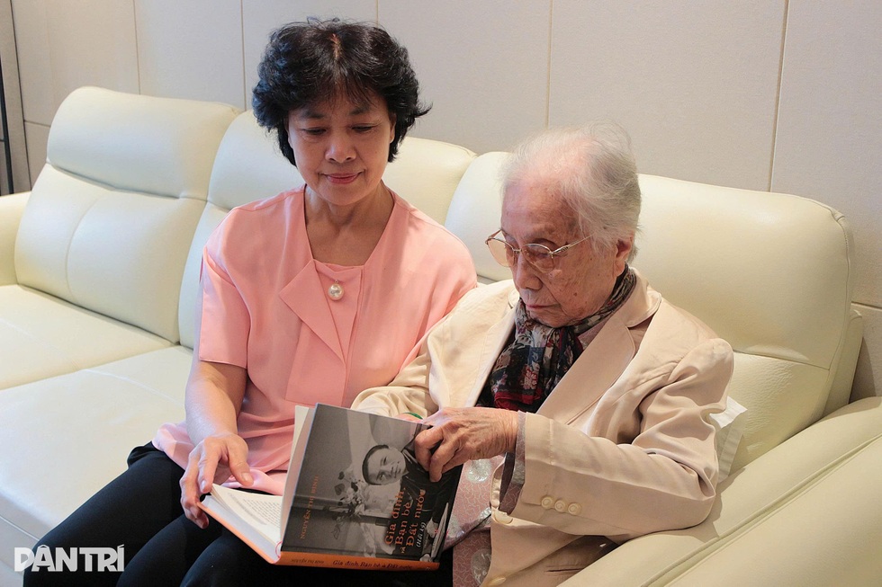 Đời thường của nguyên Phó Chủ tịch nước Nguyễn Thị Bình ở tuổi 99 - 1
