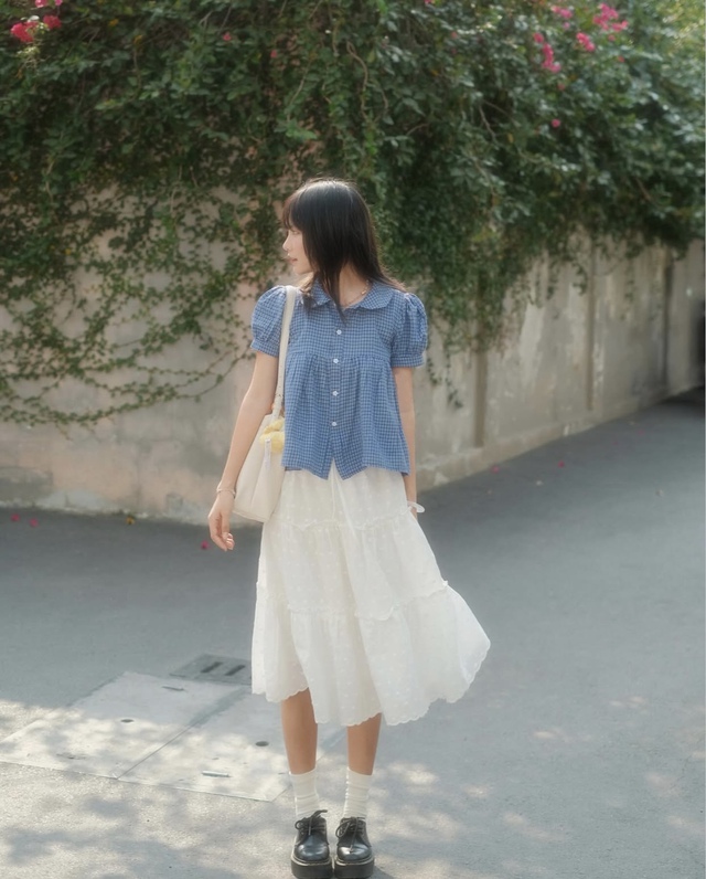 Đón đầu xu hướng thời trang hiện đại với váy lửng- Ảnh 5. Đón đầu xu hướng thời trang hiện đại với váy lửng- Ảnh 5.