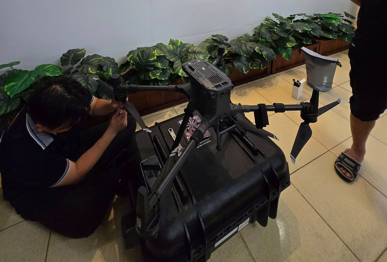 cứu hộ - Ảnh 1.