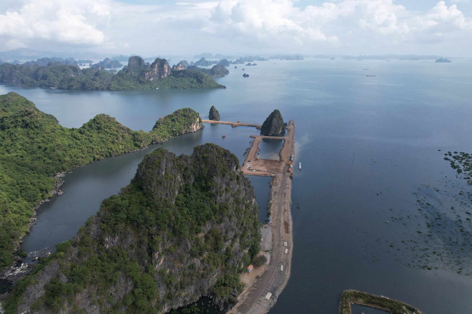 Dự án 10B phường Quang Hanh tái khởi động sau 2 năm chờ đợi - Ảnh 2. Dự án 10B phường Quang Hanh tái khởi động sau 2 năm chờ đợi - Ảnh 2.