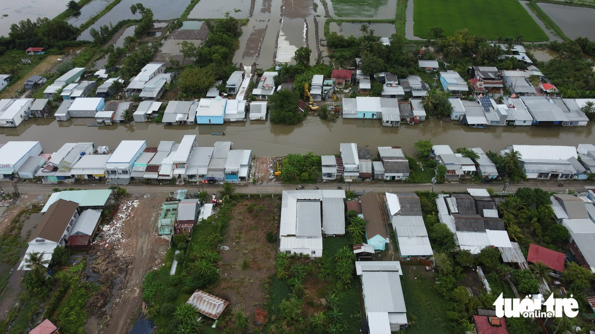 đường Hồ Chí Minh - Ảnh 1.
