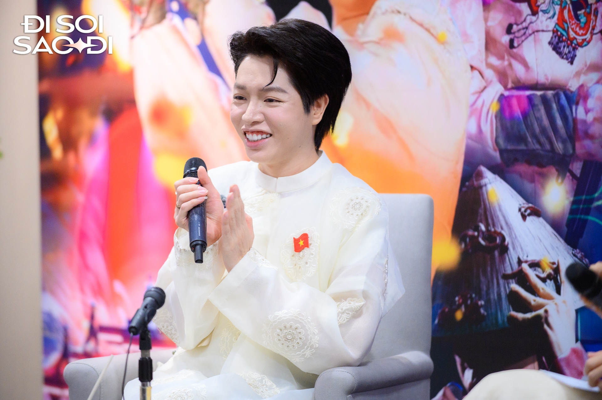 Đức Phúc tiết lộ ekip Việt Nam là 