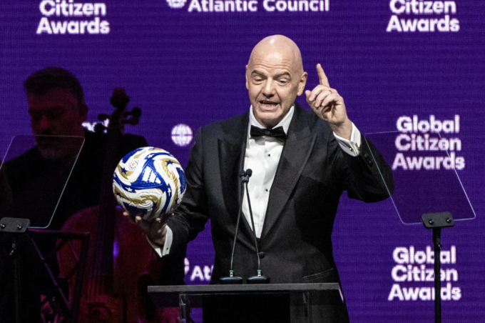 Chủ tịch FIFA Gianni Infantino phát biểu tại lễ trao giải Công dân toàn cầu tại New York, Mỹ vào ngày 24/9/2025. Ảnh: AP