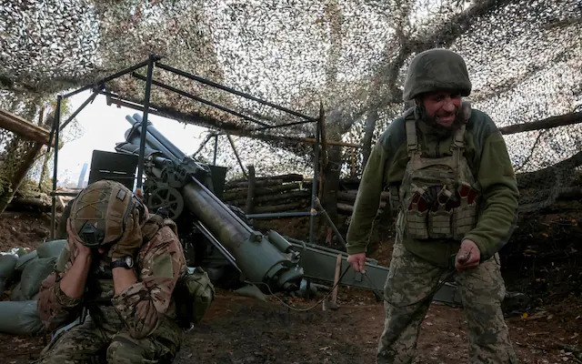 Gần 100.000 thanh niên Ukraine rời khỏi đất nước sau khi quy định xuất cảnh được nới lỏng - Ảnh 1. Gần 100.000 thanh niên Ukraine rời khỏi đất nước sau khi quy định xuất cảnh được nới lỏng - Ảnh 1.