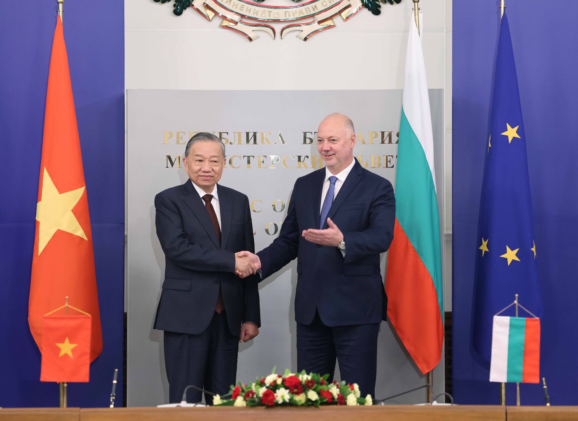 Gắn kết chiến lược Việt Nam - Bulgaria - Ảnh 1. Gắn kết chiến lược Việt Nam - Bulgaria - Ảnh 1.