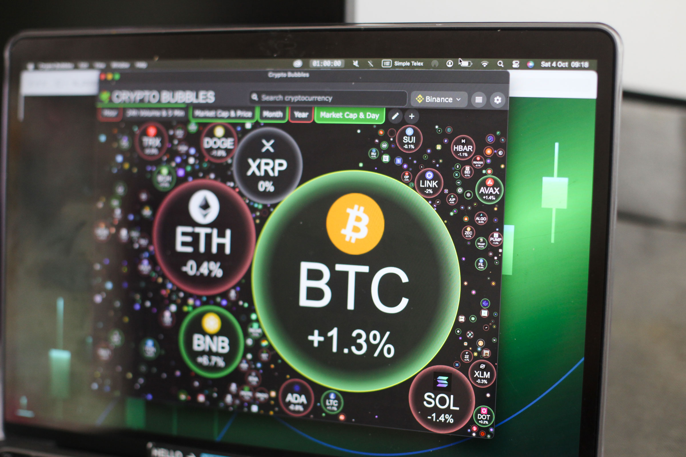 Giá Bitcoin tăng vọt lên 123.000 USD, áp sát đỉnh lịch sử 2 Giá Bitcoin tăng vọt lên 123.000 USD, áp sát đỉnh lịch sử - Ảnh 2.