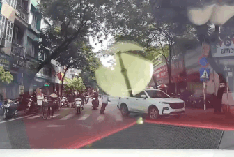 Gia Lai chốt 33 chỉ tiêu, GRDP đầu người phấn đấu đạt 170 triệu đồng 18 Thiếu niên đi xe đạp điện huých ngã một phụ nữ rồi bỏ đi luôn