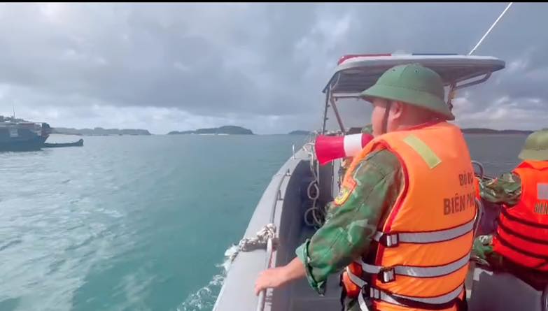 Hải Phòng, Quảng Ninh cấm biển để ứng phó bão số 11  - Ảnh 1.