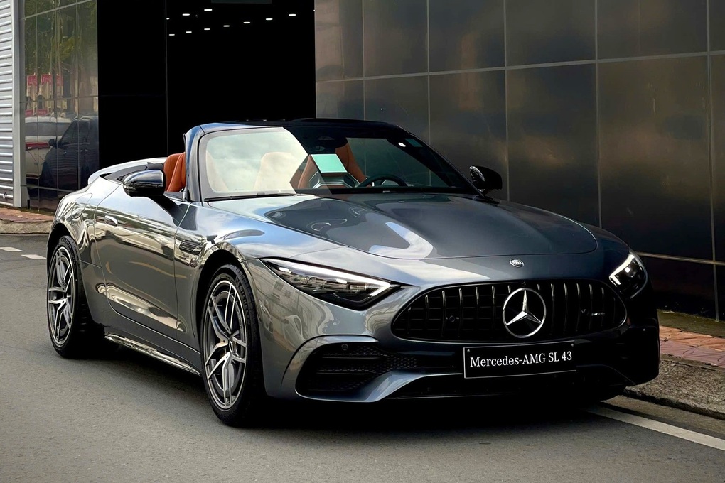 Hai mẫu Mercedes hiệu năng cao được giảm giá tới cả tỷ đồng - 1