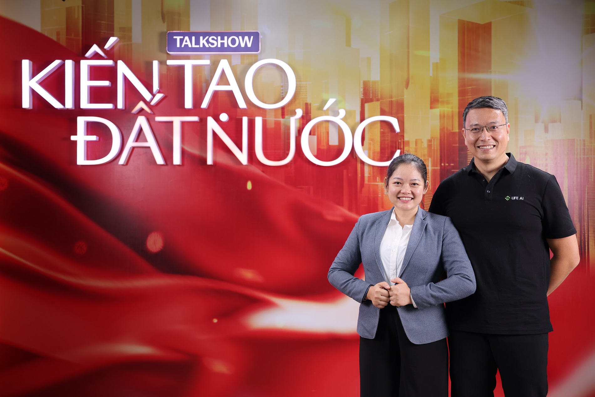 Hai vợ chồng Tiến sĩ Việt Nam quyết tâm rời đất Mỹ, hồi hương vì hai chữ Hai vợ chồng Tiến sĩ Việt Nam quyết tâm rời đất Mỹ, hồi hương vì hai chữ