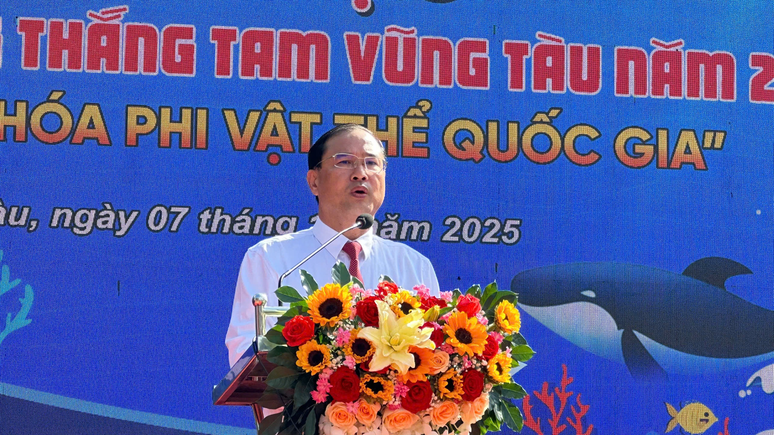 Hàng ngàn người dân, du khách dự Lễ hội Nghinh Ông Thắng Tam Vũng Tàu năm 2025- Ảnh 1. Hàng ngàn người dân, du khách dự Lễ hội Nghinh Ông Thắng Tam Vũng Tàu năm 2025- Ảnh 1.