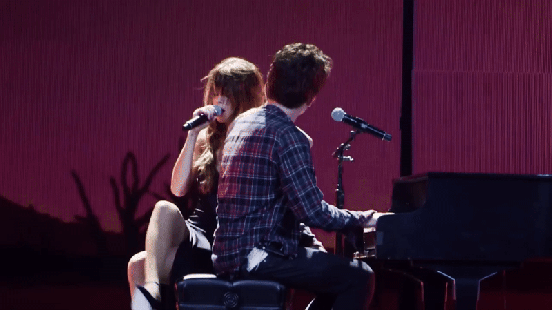 Hành động đáng ngờ của tình cũ đúng ngày Selena Gomez kết hôn, còn lụy như này chối sao nổi!- Ảnh 3.