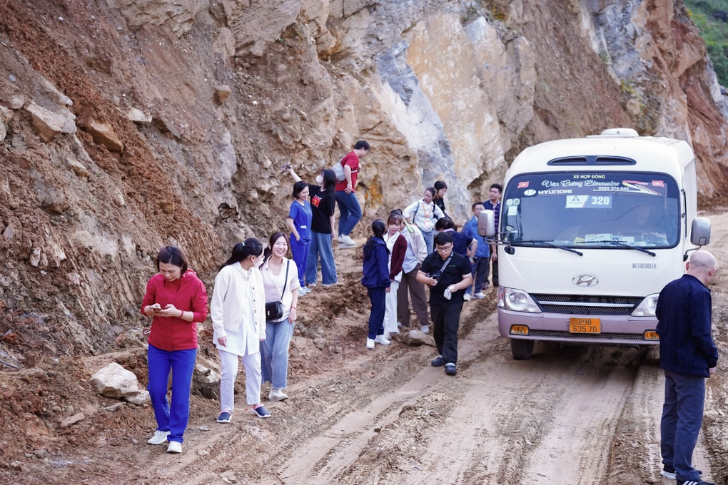 Hành trình DHG Pharma gieo yêu thương, mang nắng ấm đến Lào Cai - 1
