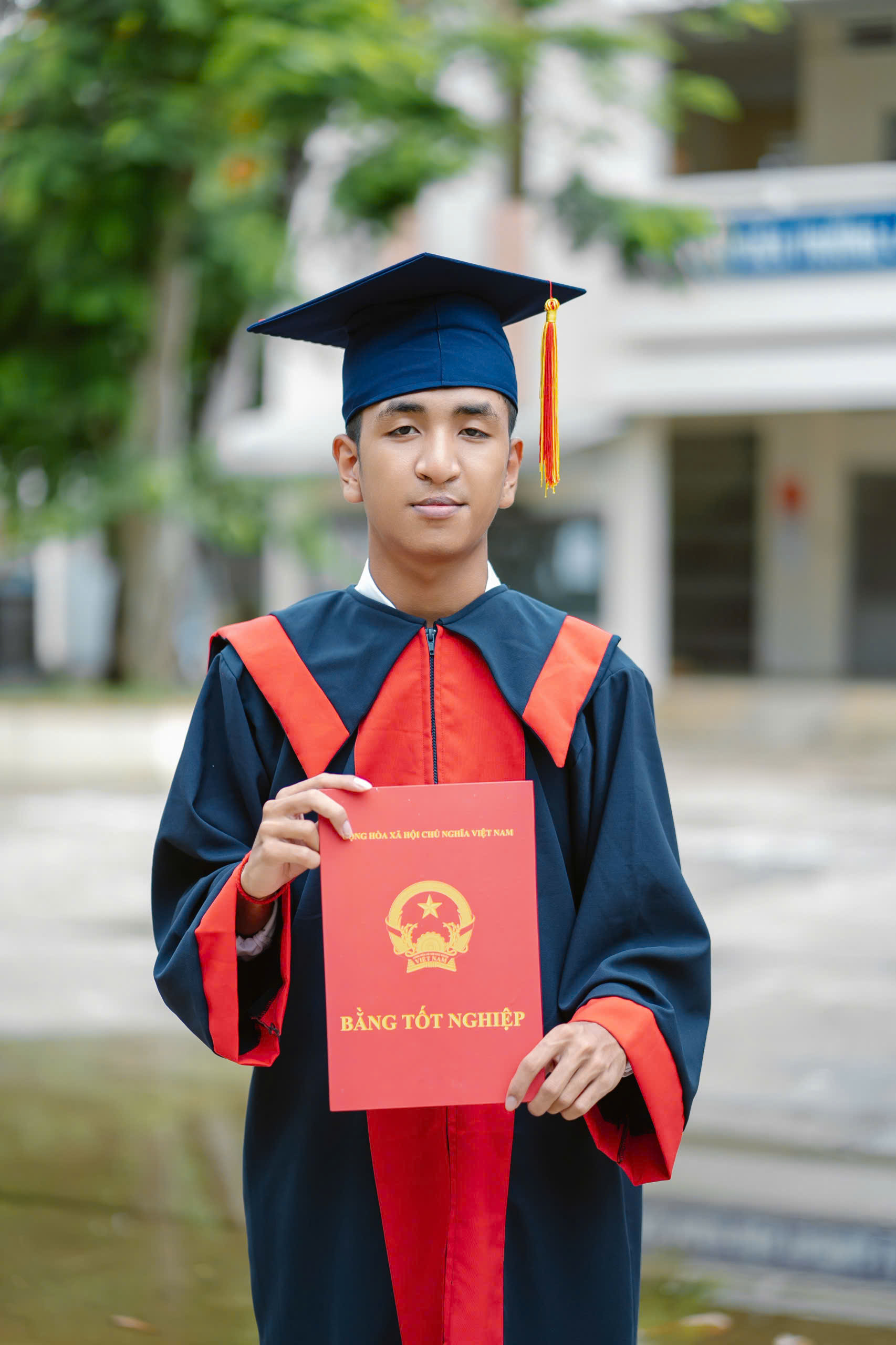 Hành trình vượt khó của chàng trai Khmer - Ảnh 1.