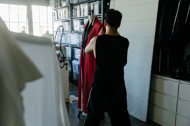 Hé lộ chiếc áo dài đặc biệt của Hà Anh Tuấn trong show diễn tại Dolby Theatre- Ảnh 1.